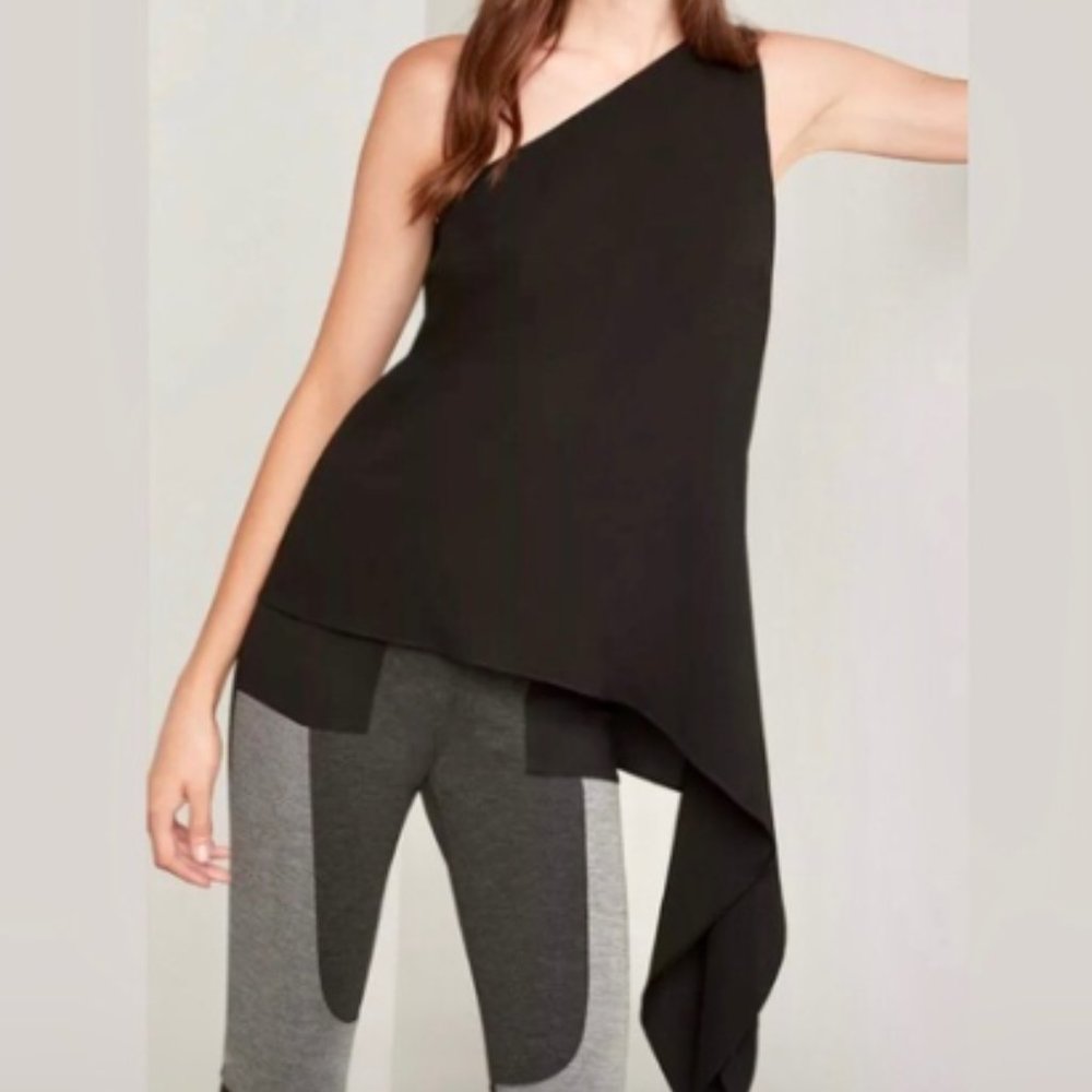 NWT BCBG Cerise Top Size M